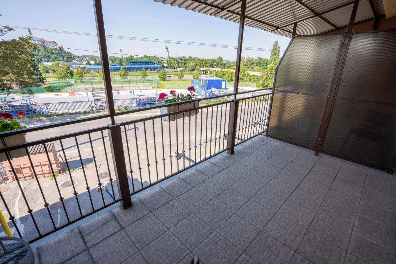 Penzion Toscana Nitra Exteriör bild