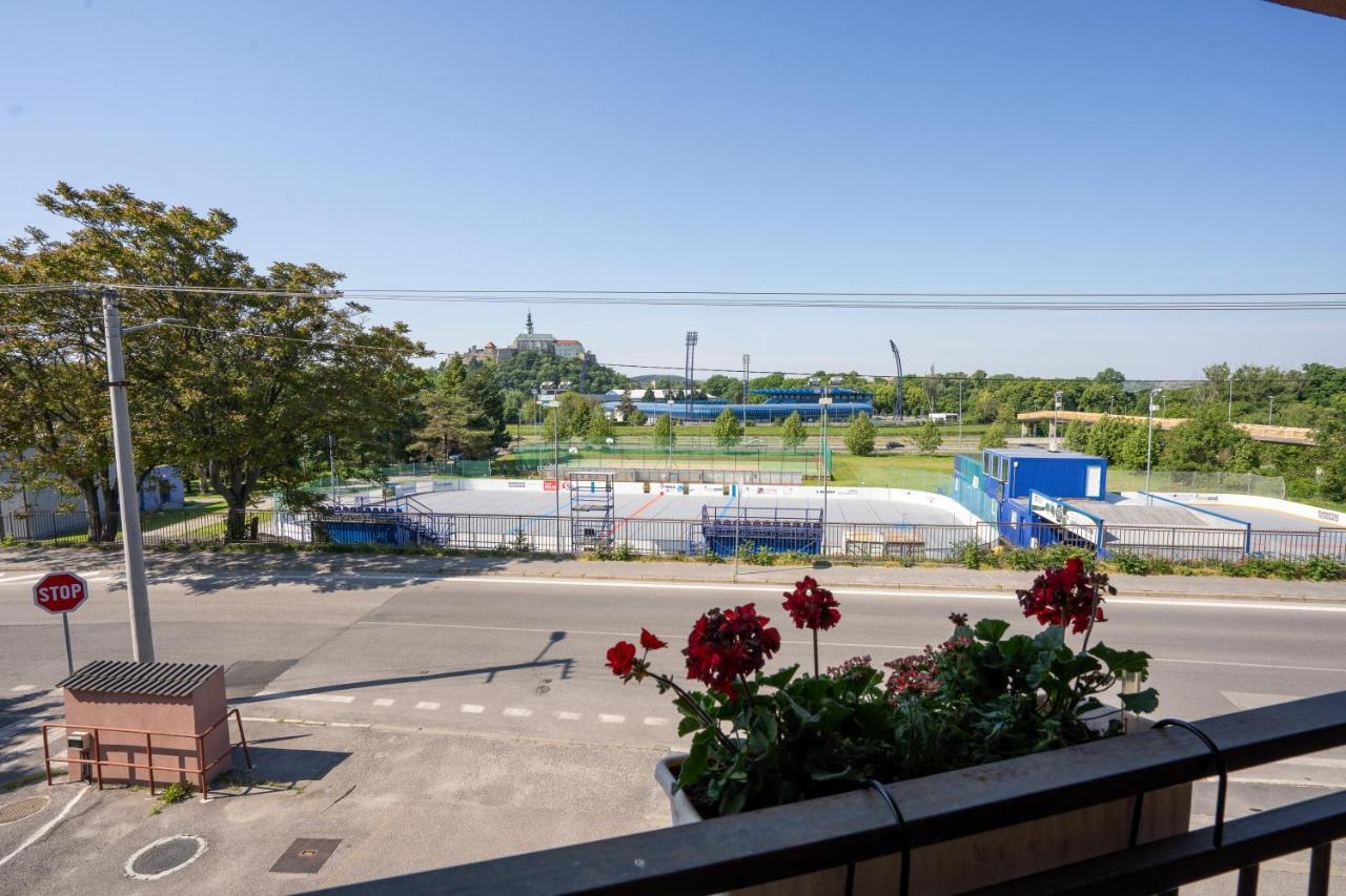 Penzion Toscana Nitra Exteriör bild