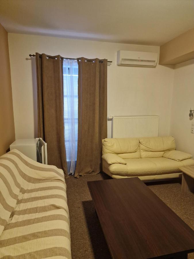 Penzion Toscana Nitra Exteriör bild